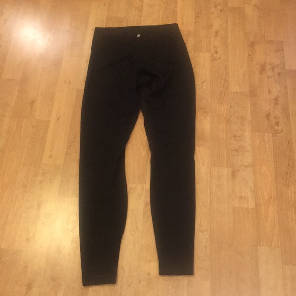 Lululemon Wunder Under High Rise Nulux 28’ - Picture 3 of 9